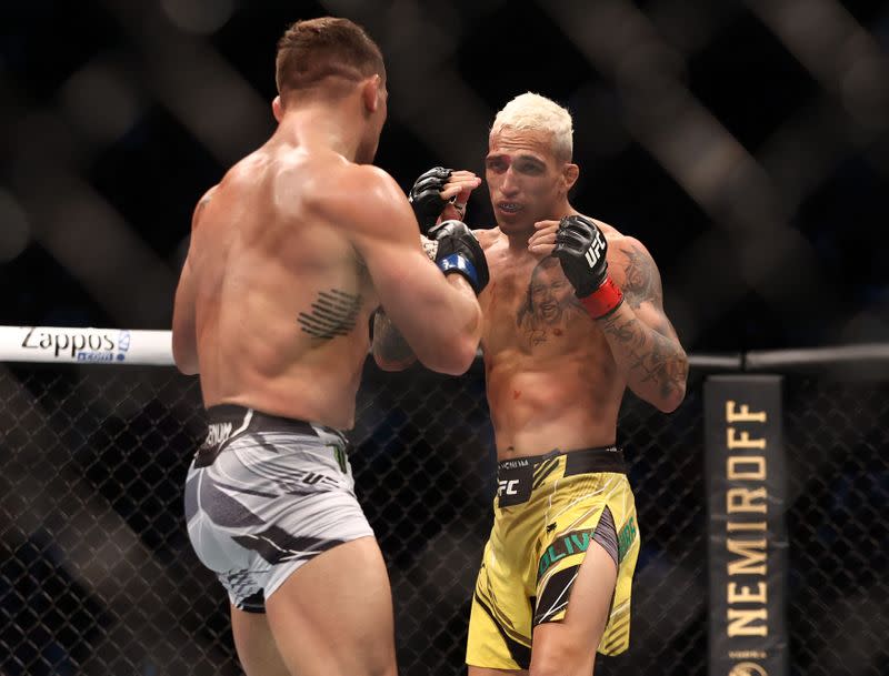 MMA: UFC 262-Oliveira vs Chandler