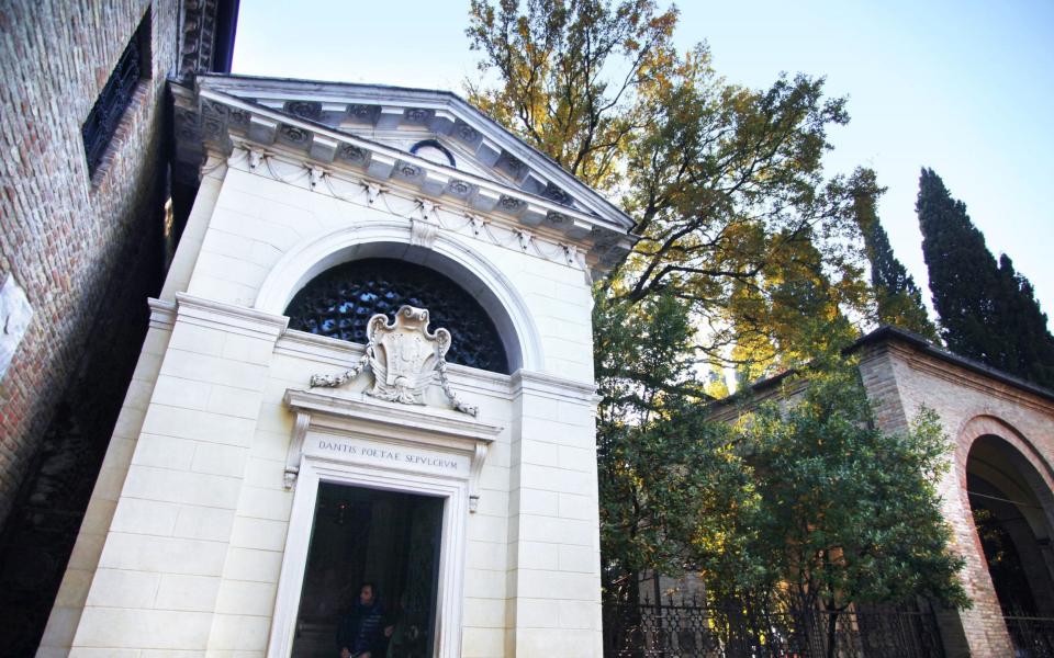 Dante Alighieri's tomb - Giacomo Banchelli