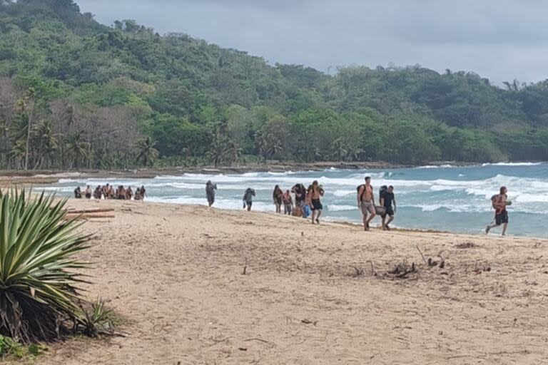 Tapón del Darién, Colombia; lo que podría ser un lugar paradisíaco se convierte en el territorio de la disputa y la supervivencia del más fuerte y del mejor estratega