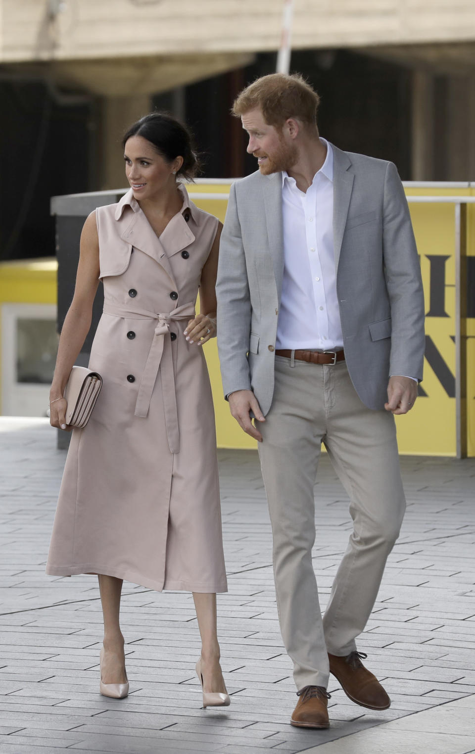 Meghan and Prince Harry visited the Nelson Mandela exhibit in honor of the anti-apartheid leader’s centenary. (Photo: AP Photo/Matt Dunham)