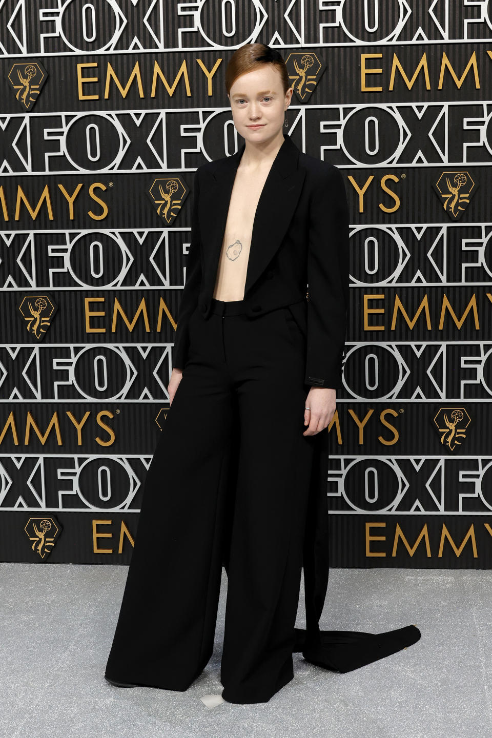 Liv Hewson, emmys, emmy awards 2024, liv hewson emmys, red carpet, shirtless looks, black suit