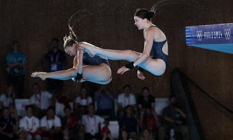 July 31, 2024, Paris, Ile de France, France: Andrea Spendolini Sirieix and Lois Toulson (Great Britain) compete and win bronze medal in the final Diving Women's Synchronized 10M Platform at the Aquatics Centre during the 2024 Paris Summer Olympics Paris, France on Wednesday July 31, 2024. (Credit Image: © Paul Kitagaki, Jr./ZUMA Press Wire) EDITORIAL USAGE ONLY! Not for Commercial USAGE!