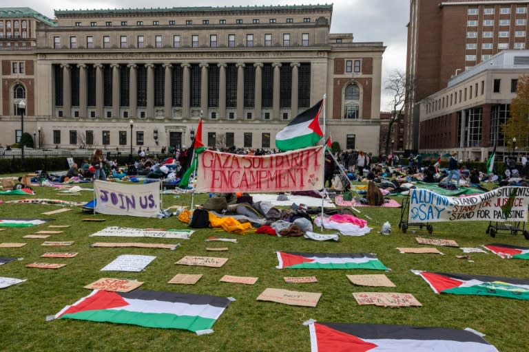 Students occupy the campus ground of Columbia University in support of Palestinians, in New York City, on April 19, 2024 (Alex Kent)