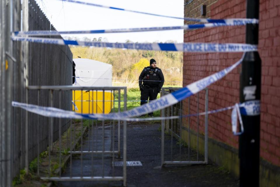 Your Local Guardian: Police cordon where remains of Sarah Mayhew were found