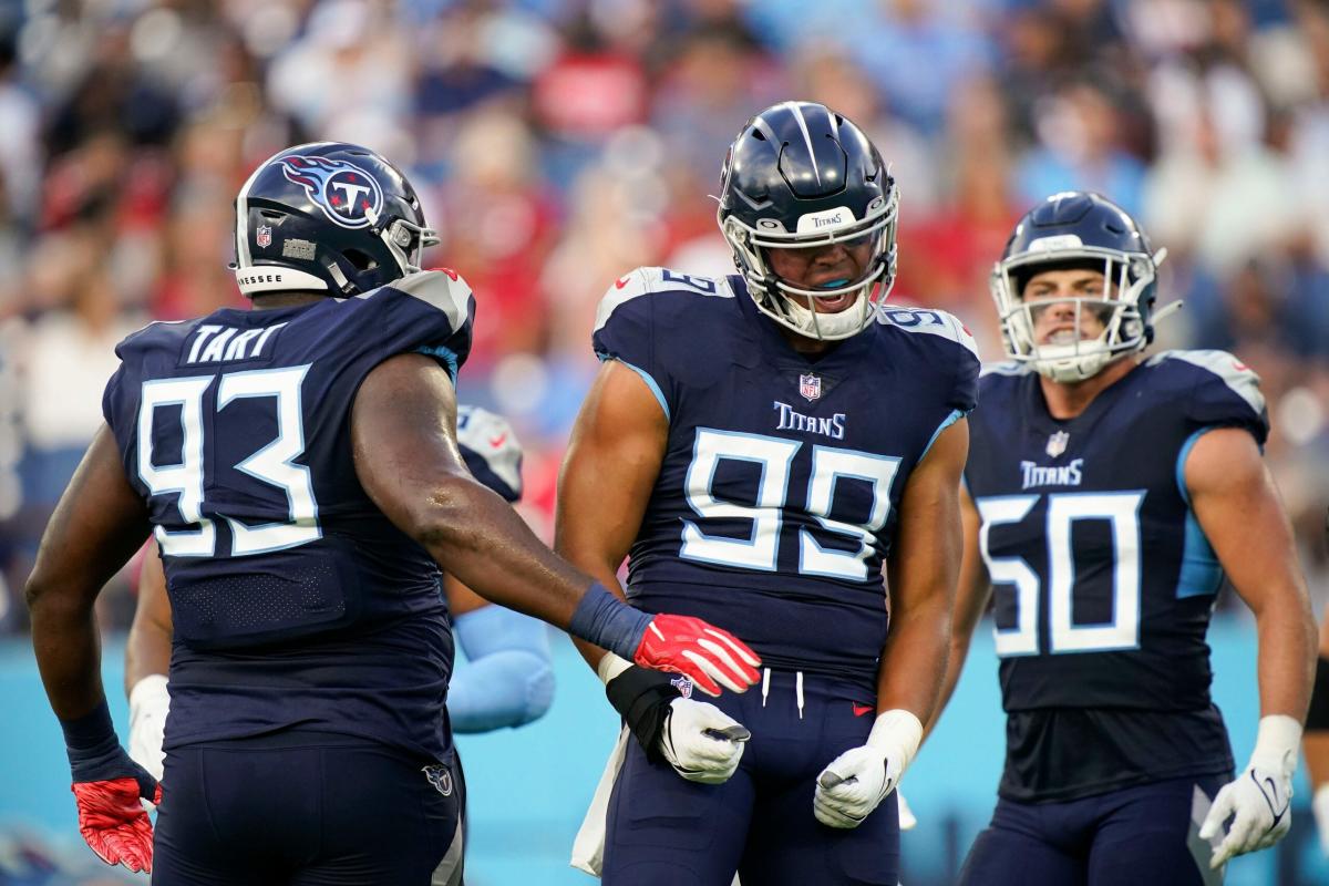 Titans' Rashad Weaver reacts to standout performance vs. Bucs