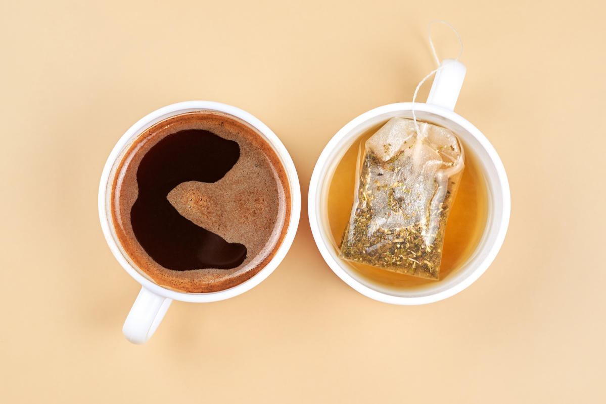 Tè o caffè contano ai fini del consumo giornaliero di “1,5 litri d’acqua” raccomandato?