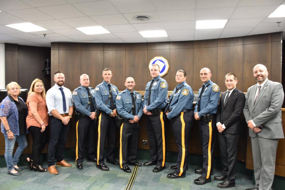 Newton Police Department swore in three new police officers, one special officer and promoted a sergeant to lieutenant this week.