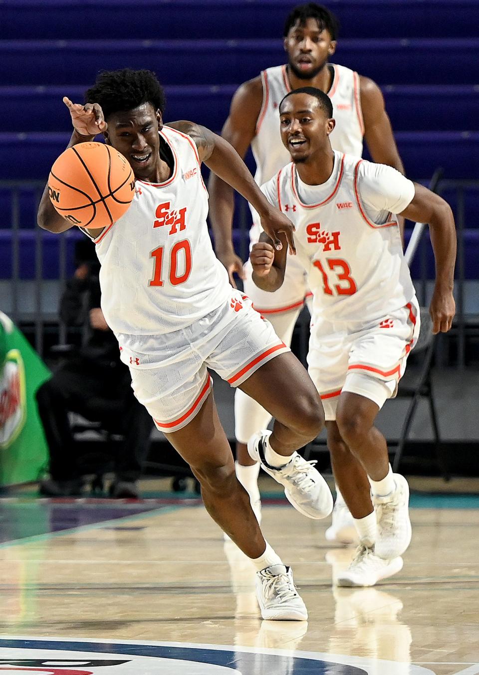 Sam Houston  takes on South Dakota during the Palms Division Championship game of the 2022 Rocket Mortgage Fort Myers Tip-Off college basketball tournament. 