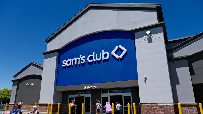 Shoppers at Sam's Club 