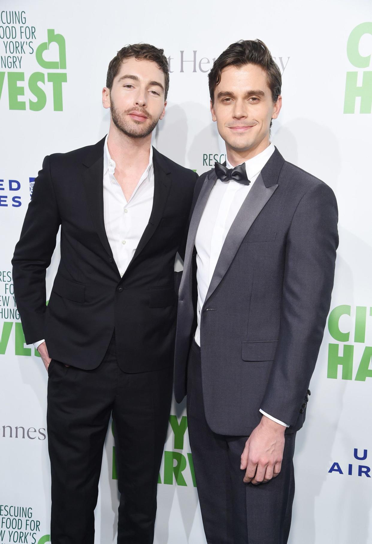 Antoni Porowski (r.) and his boyfriend of one year, Trace Lehnhoff, have called it quits. News of the “Queer Eye” star’s breakup was confirmed in an interview he had with People on August 6, 2019. “I’m single now and it’s been a good opportunity to connect with friends,” Porowski also said in a recent interview with the website. The two first began dating in summer 2018.