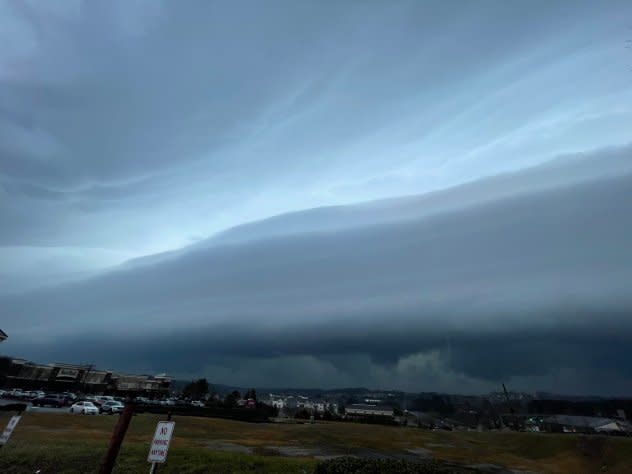 Shelf Cloud 3/18