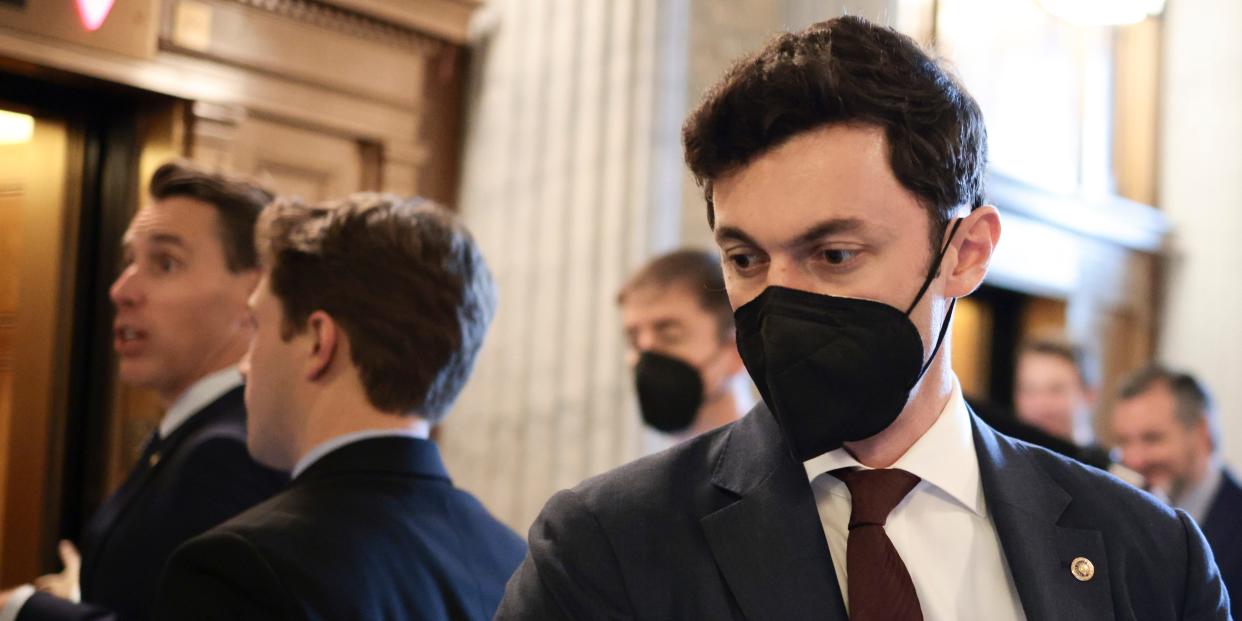 Sen. Jon Ossoff of Georgia and Sen. Hawley of Missouri outside the Senate chamber on October 6, 2021.