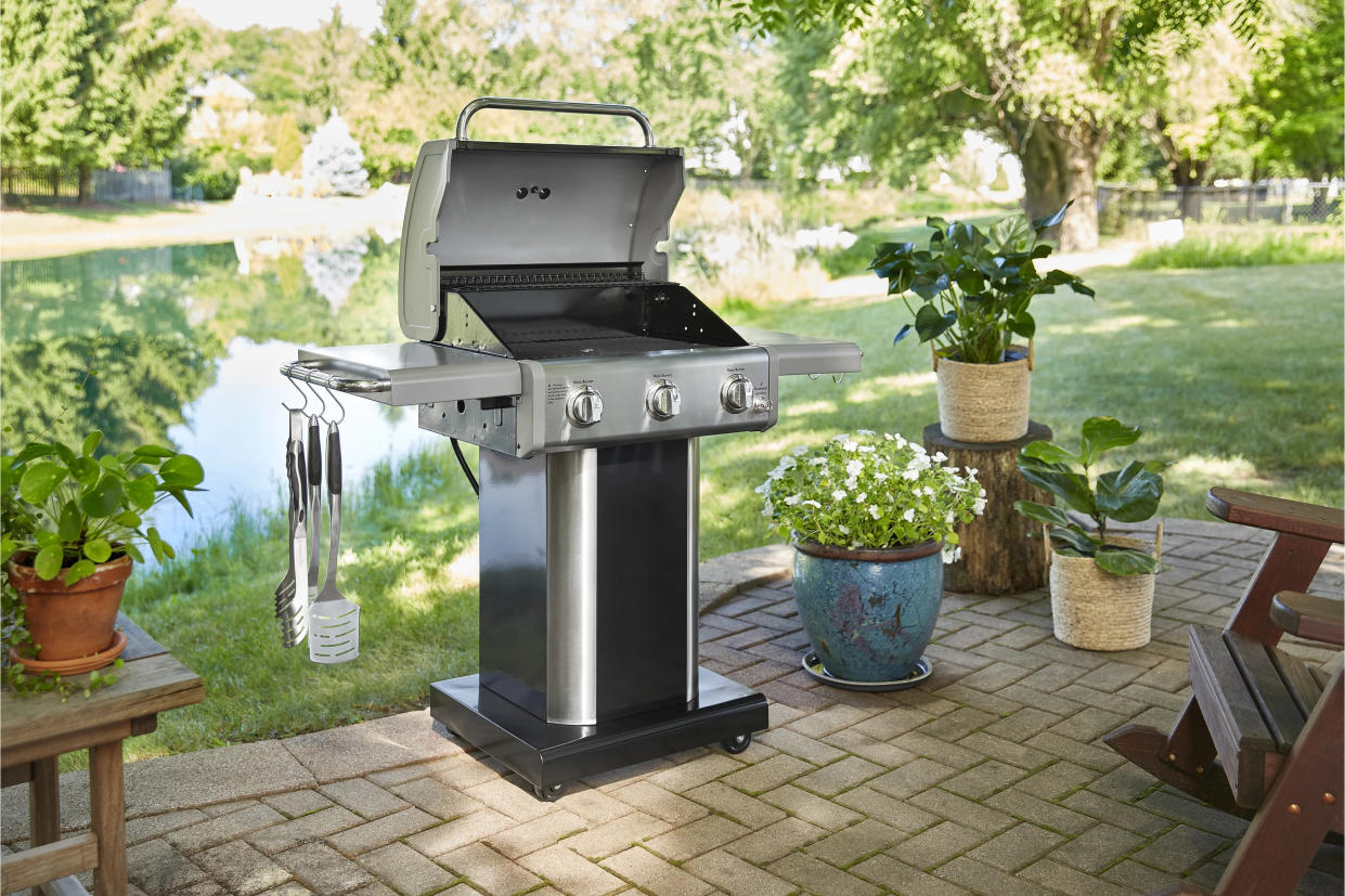 Outdoor grill from Wayfair Big Outdoor sale