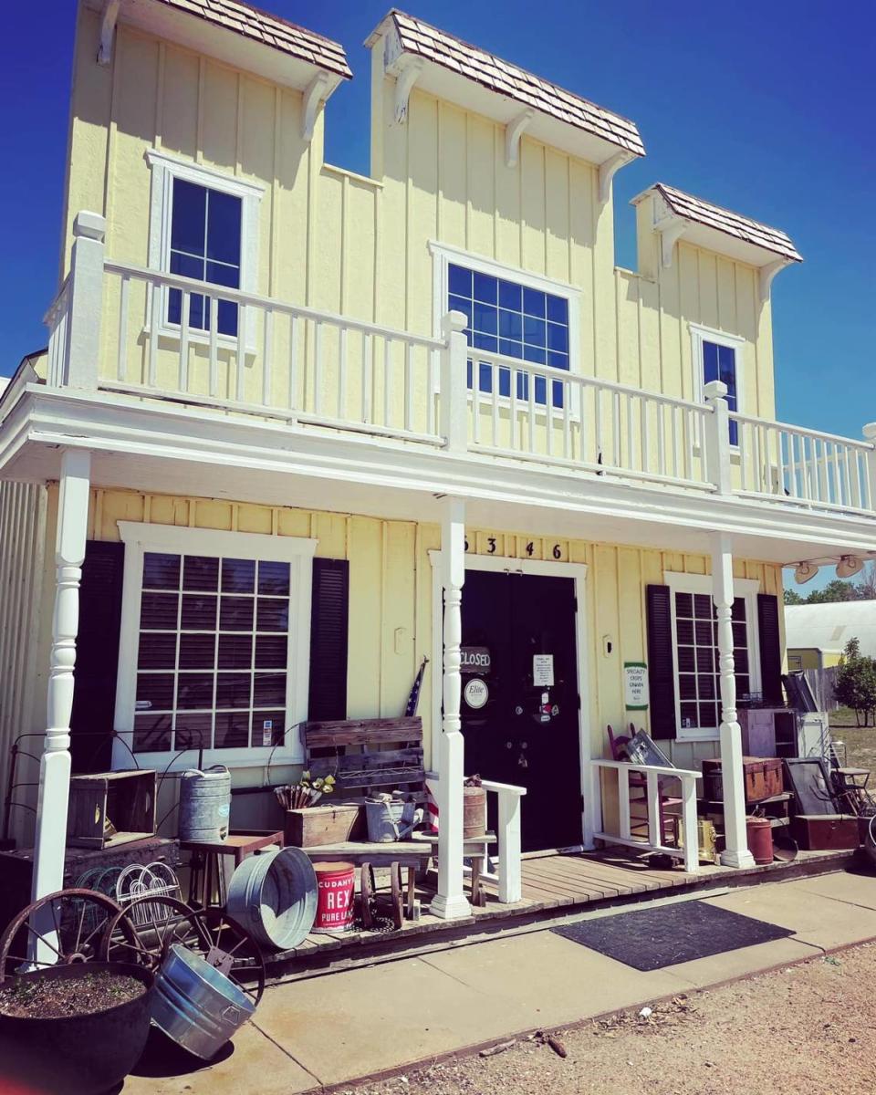 The yellow storefront at Blood Orchards, 63rd Street South and Broadway, already hosts monthly markets. Soon, it will also be home to a beer and seltzer brewery and tap room.