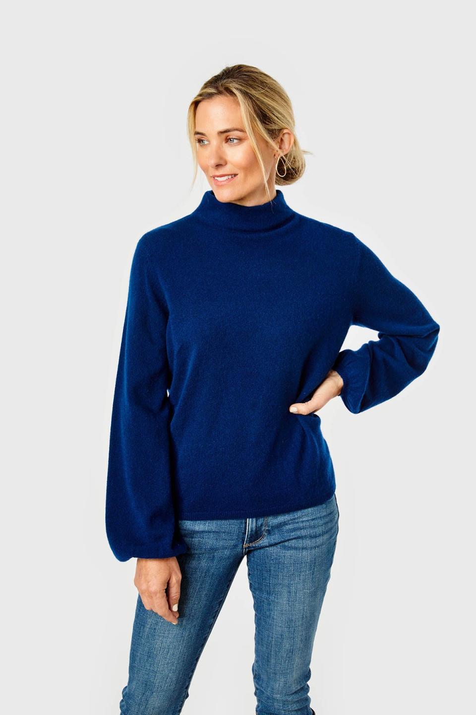 <p><a href="https://go.redirectingat.com?id=74968X1596630&url=https%3A%2F%2Fcartolinanantucket.com%2Fproducts%2Fwillow-sweater-cashmere-multi&sref=https%3A%2F%2Fwww.veranda.com%2Fshopping%2Fg46425554%2Fbest-cashmere-sweaters-cardigan%2F" rel="nofollow noopener" target="_blank" data-ylk="slk:Shop Now;elm:context_link;itc:0;sec:content-canvas" class="link ">Shop Now</a></p><p>Willow Sweater in Navy</p><p>cartolinanantucket.com</p><p>$288.00</p>