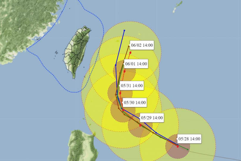 日本氣象廳預測瑪娃路徑略偏西。（圖／翻攝自氣象達人彭啟明臉書）
