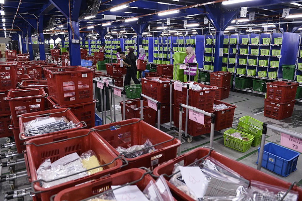 Last year, Zalora processed 90,000 items during its 11.11 sale. — Picture by Miera Zulyana