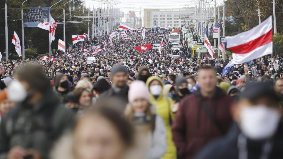 Demonstranten bei einem Protest der belarussischen Opposition in Minsk.