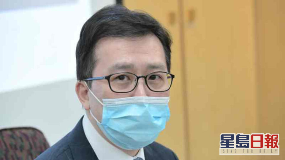 香港醫院藥劑師學會會長崔俊明表示紓緩新冠藥物供應一旦緊張，市民或會到急症室求診，增加公營醫療系統壓力。資料圖片