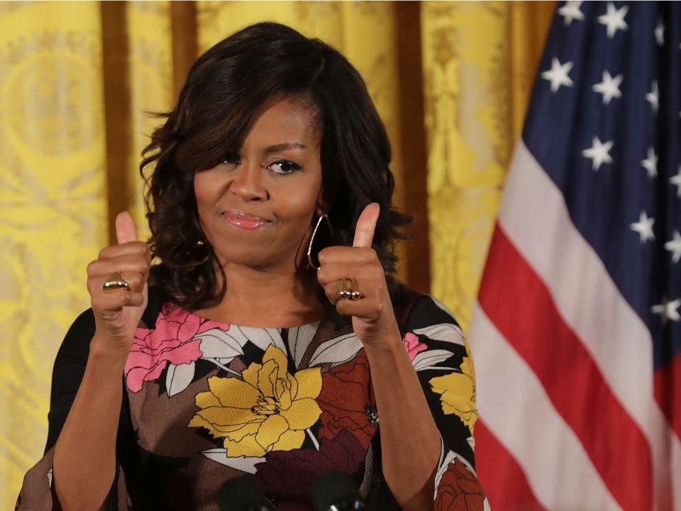 Michelle Obama gives two thumbs up