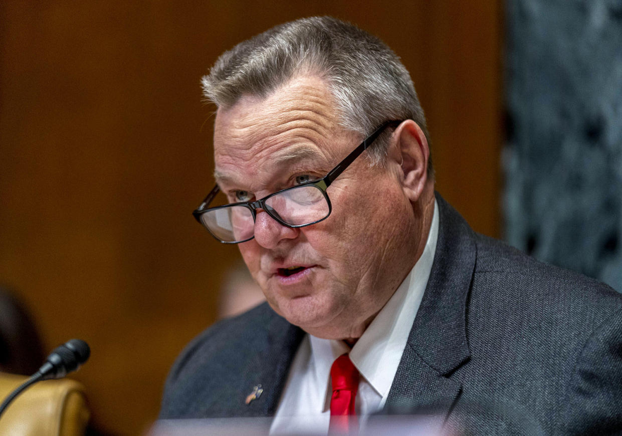 Jon Tester. (Andrew Harnik / AP file)