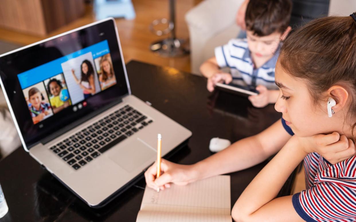 <span class="caption">Will it take longer for students to graduate because of the pandemic?</span> <span class="attribution"><a class="link " href="https://www.gettyimages.com/detail/photo/teenage-girl-studying-with-video-online-lesson-at-royalty-free-image/1216391310" rel="nofollow noopener" target="_blank" data-ylk="slk:valentinrussanov/E+ via Getty Images;elm:context_link;itc:0;sec:content-canvas">valentinrussanov/E+ via Getty Images</a></span>