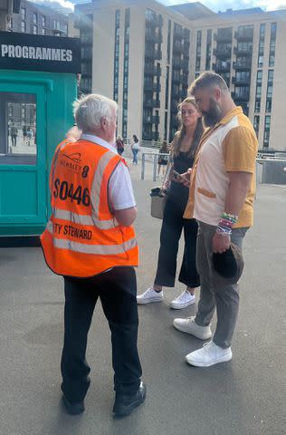 <p>Kaylynn Arnett</p> Jason and Kylie Kelce ask for help finding their seats at the Eras Tour in London on June 22, 2024