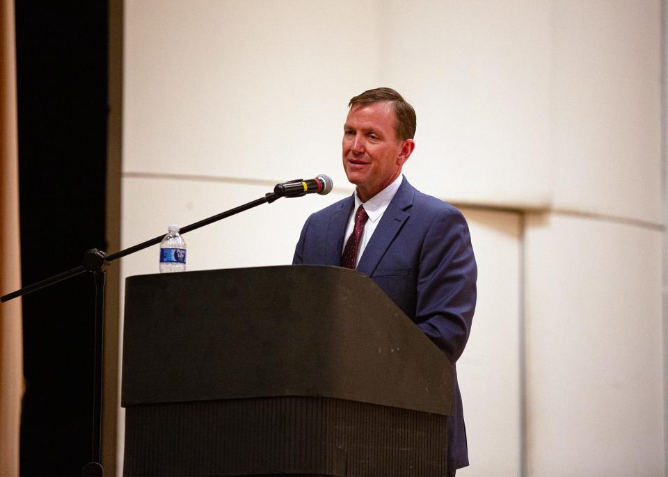 Richard Williams, former president of Utah Tech University, speaks to faculty during a candidate forum for NMSU president on Feb.27, 2024.