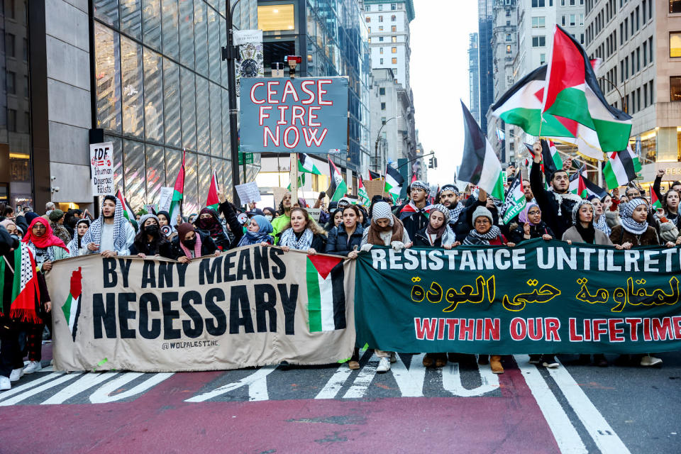 New York Police arrest several people during Pro-Palestinian demonstration (Selcuk Acar / Anadolu via Getty Images)