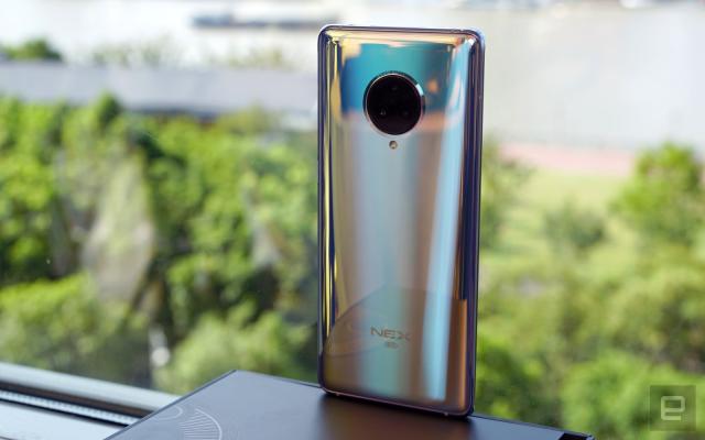 Vivo's NEX 3 is a bezel-less 5G phone with a 64-megapixel camera