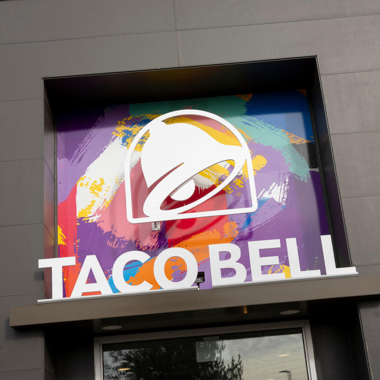 taco bell sign