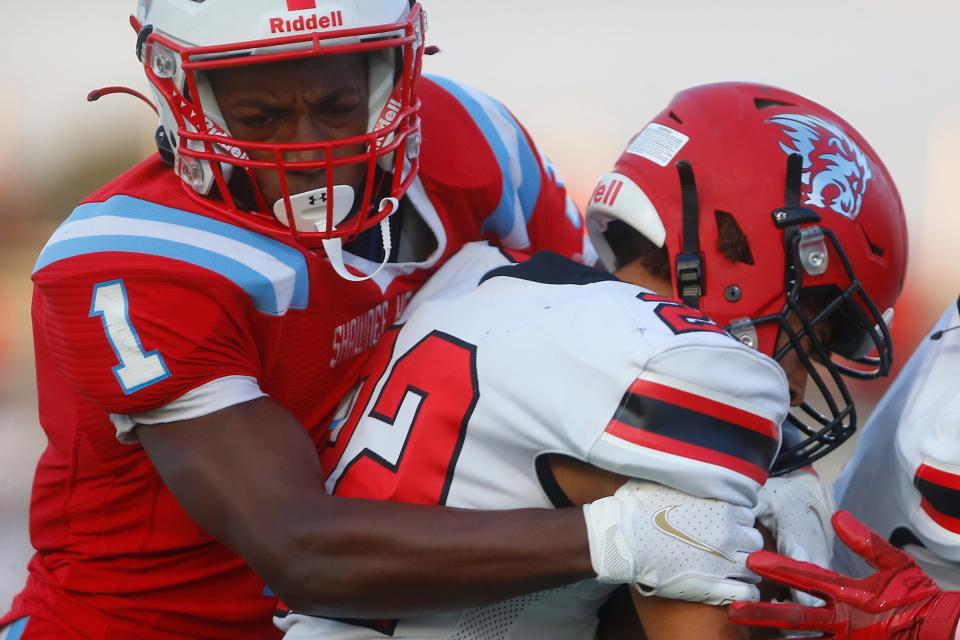 Shawnee Heights’ Jaye Jones (1) has always been an athlete but played football for the first time last year as a junior.
(Photo: Evert Nelson/The Capital-Journal)