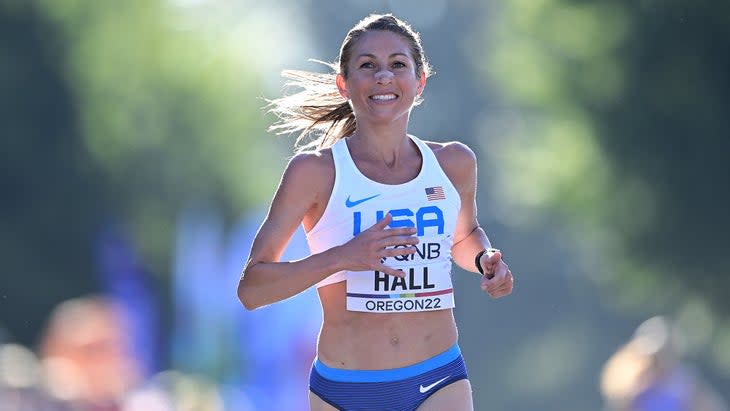 Sara Hall making fifth at the World Athletics Championships Marathon