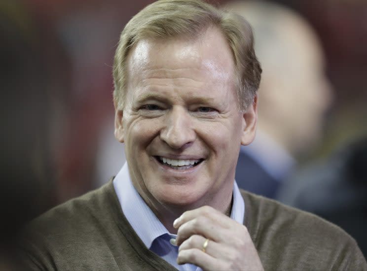 Roger Goodell said he'd have no problem giving Tom Brady the Super Bowl trophy. (AP)