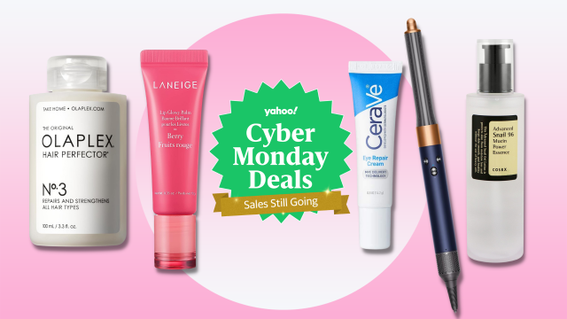 31 Ongoing Cyber Monday Makeup Deals Our Beauty Editor Won't Shut
