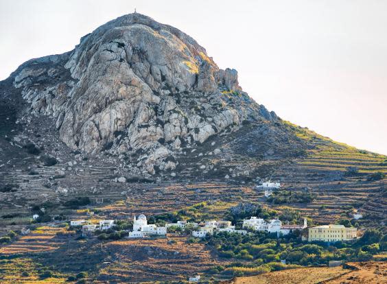 The village of Xinara, beneath mount Exombourgo (Peter Marston)