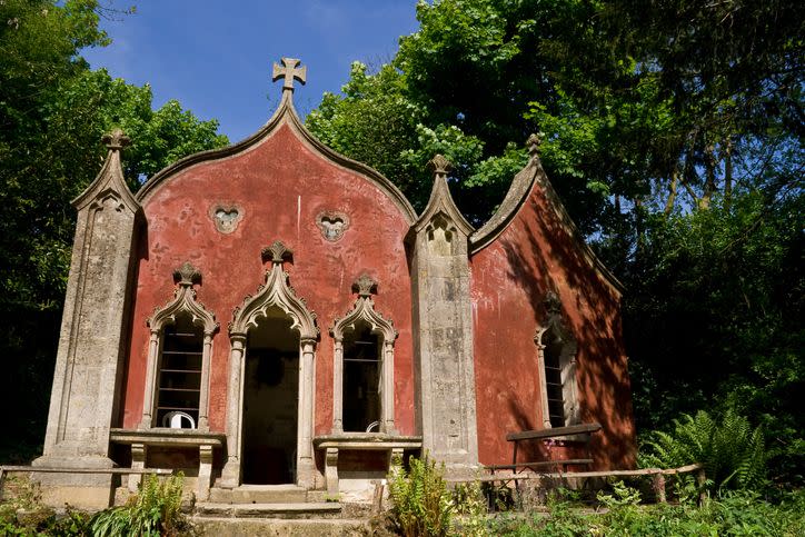 2) Painswick Rococo Garden