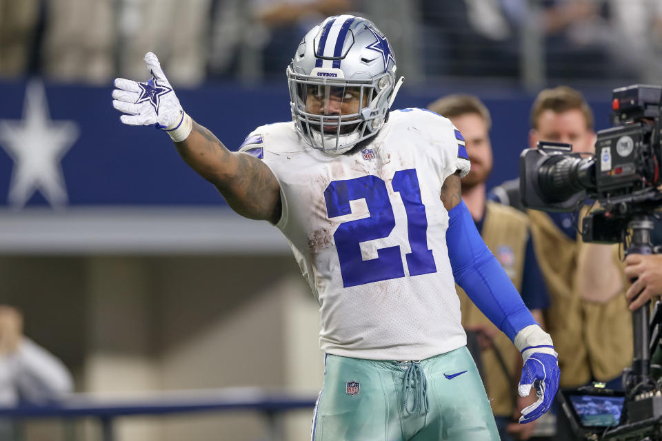 ARLINGTON, TX - JANUARY 05: Dallas Cowboys running back Ezekiel Elliott (21) signals first down after a long run during the NFC wildcard playoff game between the Seattle Seahawks and Dallas Cowboys on January 5, 2019 at AT&T Stadium in Arlington, TX. (Photo by Andrew Dieb/Icon Sportswire via Getty Images)