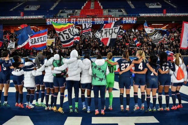 De la direction sportive au terrain, le PSG chez les filles comme chez les garçons, se renouvelle profondément.