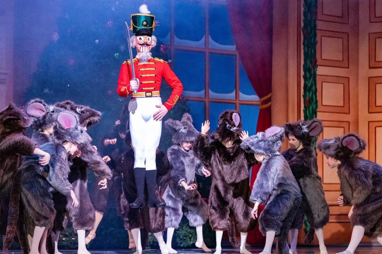 Southold Dance Theater presents Tchaikovsky’s “The Nutcracker” with live musical accompaniment by the South Bend Symphony Orchestra from Dec. 8 to 10, 2023, at the Morris Performing Arts Center in downtown South Bend.