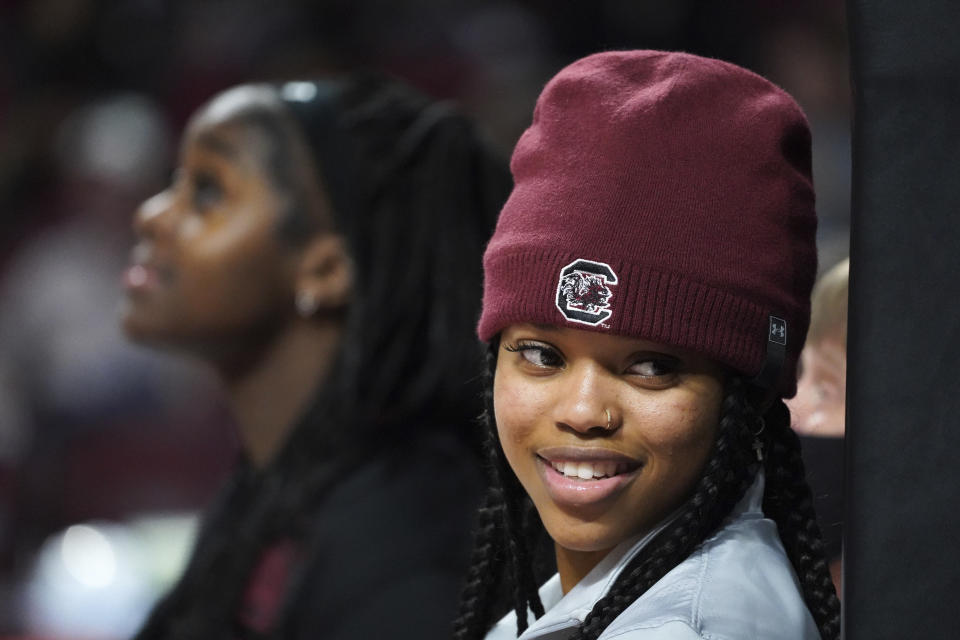 South Carolina guard Destanni Henderson 