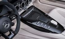 <p>Nappa leather standard sport seats feature Mercedes's Airscarf warm-air vents to add comfort to top-down motoring in cooler environments.</p>