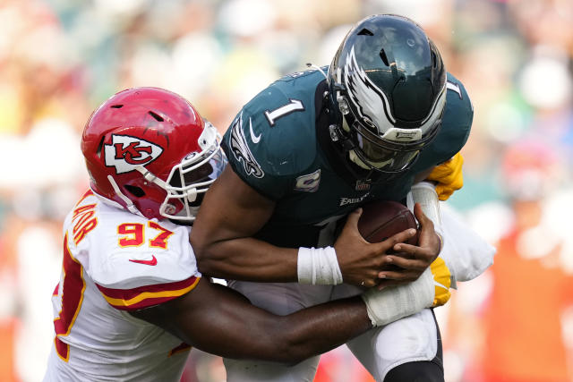 Replay: Chiefs have too much offense in 42-30 win over Eagles