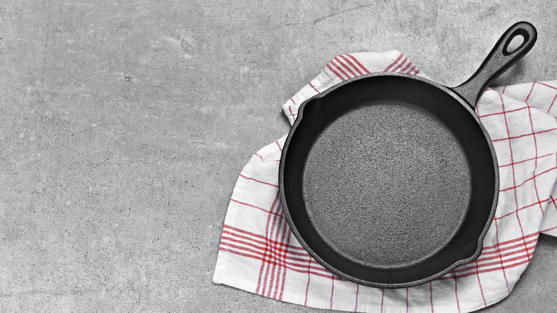 cast iron pan