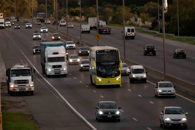 Tránsito intenso en la ruta 2