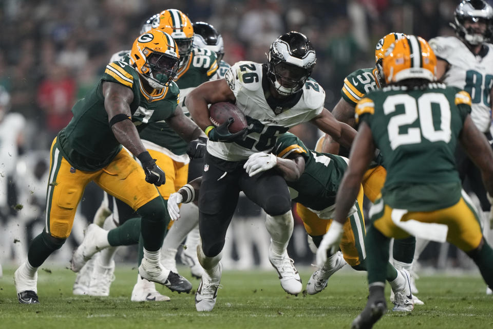 Philadelphia Eagles running back Saquon Barkley (26) runs against the Green Bay Packers during the first half of an NFL football game Friday, Sept. 6, 2024, at Neo Quimica Arena in Sao Paulo. (AP Photo/Doug Benc)