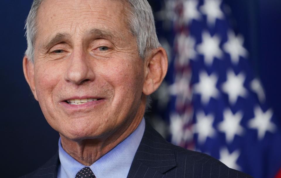 Dr. <a href="https://www.huffpost.com/topic/anthony-fauci" target="_blank" rel="noopener noreferrer">Anthony Fauci</a> was awarded a $1 million Israeli prize Monday for his leadership on HIV research and AIDS relief, his advocacy of COVID-19 vaccines and for steadfastly defending science.    (Photo: MANDEL NGAN via Getty Images)