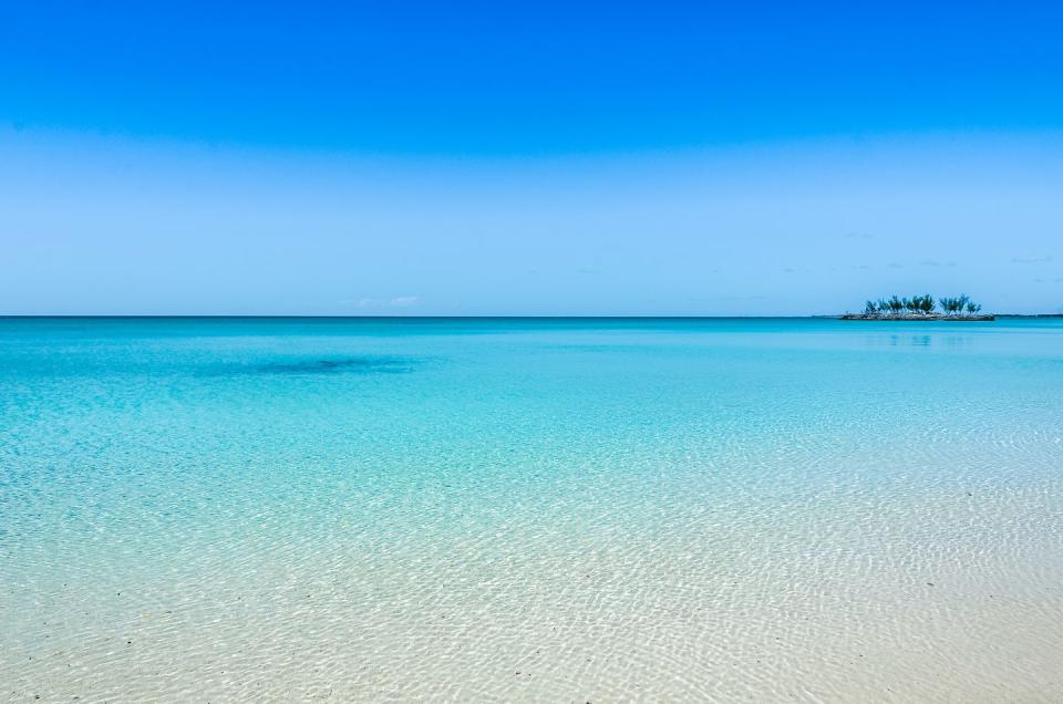 tropical beach on eleuthera on the bahamas with turquoise water