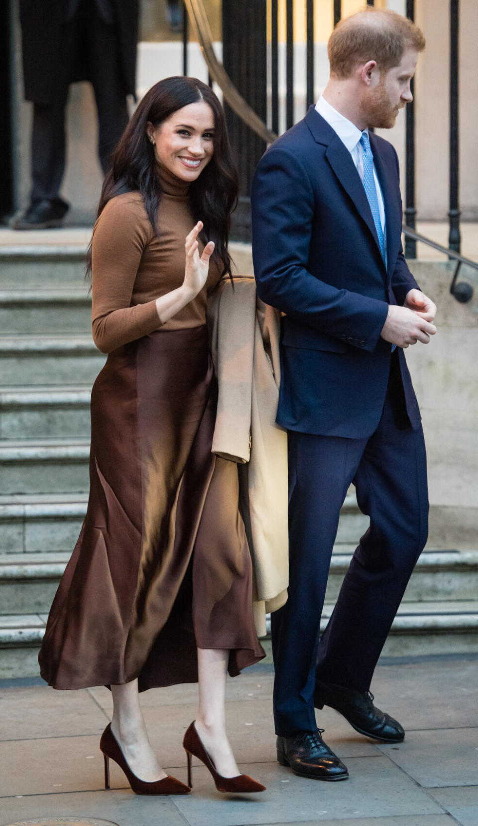 All neutral everything on the Duchess of Sussex, pictured here with Prince Harry leaving Canada House in London on Jan. 7.&nbsp; (Photo: Samir Hussein via Getty Images)