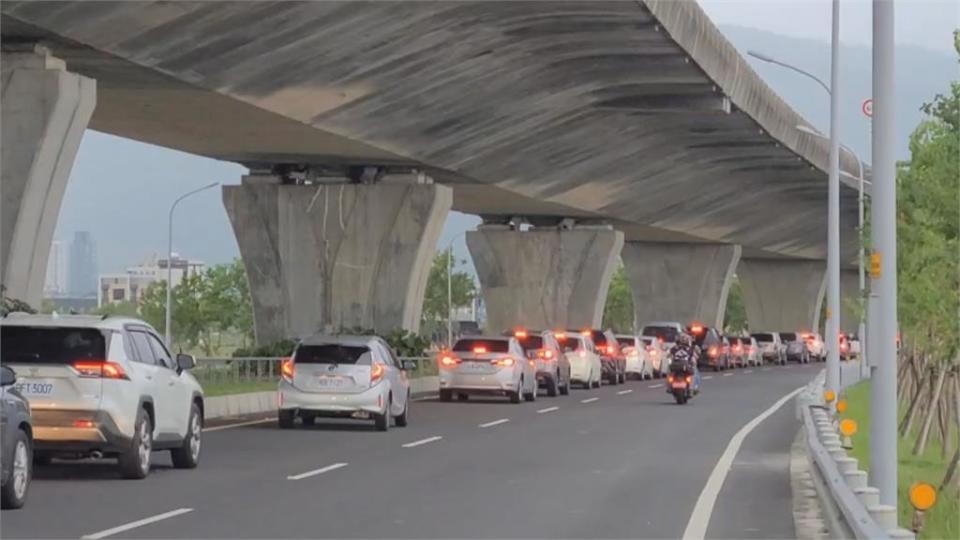 恐塞到晚上！高公局估車潮21：00高乘載結束才逐漸紓解